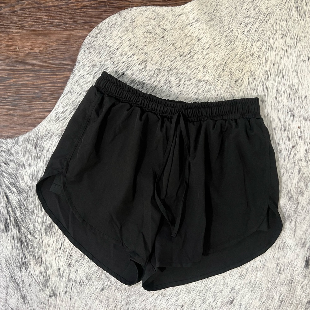 Shein athletic shorts ⭐️